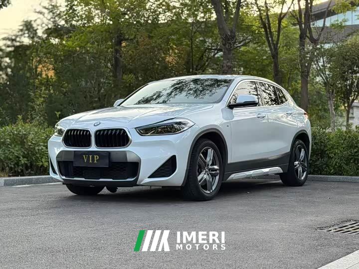 BMW X2 sDrive25i Leading Edition M Off-Road Package