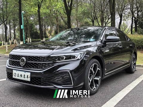 2023 Volkswagen Passat Facelift 330TSI Starry Sky Luxury Edition - ავტომობილი ჩინეთიდან