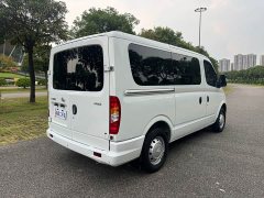 New Journey Xintu V80 2.0T Manual Classic Aoyun Tong Short Wheelbase Ultra-low Roof 5/6 Seater - photo 4