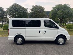 New Journey Xintu V80 2.0T Manual Classic Aoyun Tong Short Wheelbase Ultra-low Roof 5/6 Seater - photo 8