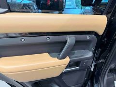 Land Rover Defender 110 3.0T P400 X-Dynamic HSE - ფოტო 15