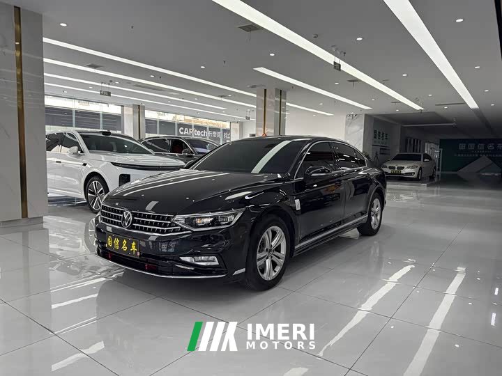 Volkswagen Magotan 2023 2 Million Units Anniversary Edition 280TSI DSG Comfort - ავტომობილი ჩინეთიდან