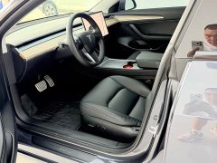 Tesla Model 3 Performance All-Wheel Drive - ფოტო 4