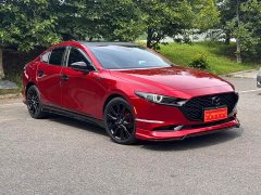 Mazda3 Axela 2022 2.0L Automatic Premium Black Obsidian Edition - ფოტო 3