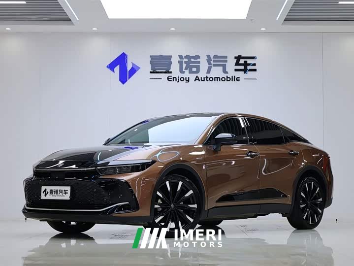 Toyota Crown SportCross 2023 2.4T SportCross HEV AWD Premium - ავტომობილი ჩინეთიდან