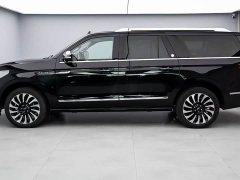 Lincoln Navigator 2024 3.5T Presidential Edition - ფოტო 3