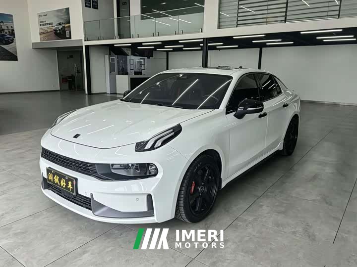 Lynk & Co 03 2.0T Diesel Automatic Champion Edition