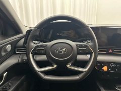 Hyundai Elantra 2022 1.5L CVT Luxury - ფოტო 10