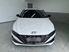 Hyundai Elantra 2022 1.5L CVT Luxury - ფოტო 2