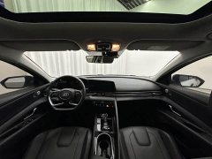 Hyundai Elantra 2022 1.5L CVT Luxury - ფოტო 9