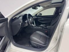 Mazda3 Axela 2023 2.0L Automatic Luster Edition - ფოტო 10