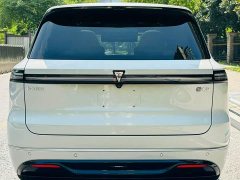 Deepal Deep Blue S09 2025 Four-Wheel Drive Ultra Premium Edition - ფოტო 6
