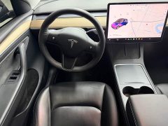 Tesla Model Y Standard Range RWD - ფოტო 10