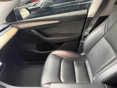 Tesla Model Y Standard Range RWD - ფოტო 6