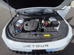 Jetour Jietu X70 PLUS 1.5T Manual Self-Reliant 5-Seater - ფოტო 10