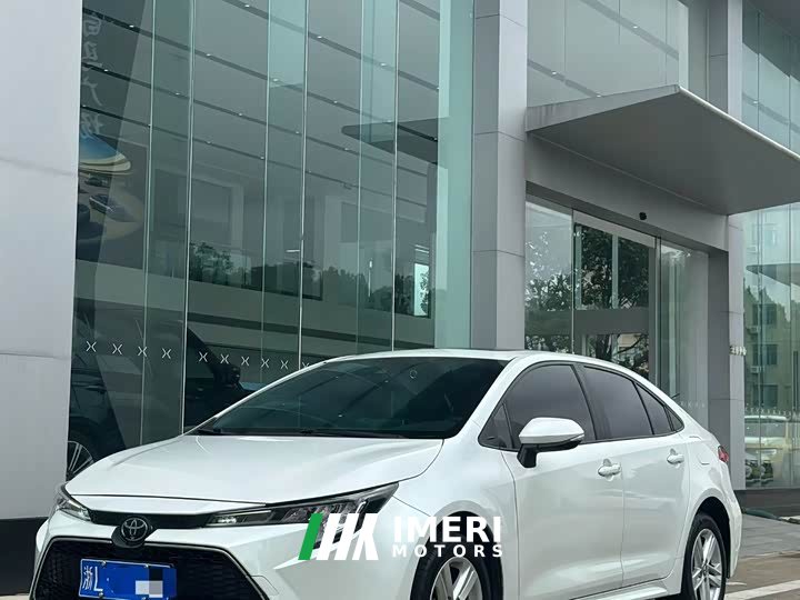 Toyota Corolla 1.8L CVT Luxury - ავტომობილი ჩინეთიდან