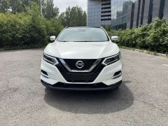 Nissan Qashqai 2.0L CVT XV Premium Luxury - ფოტო 2