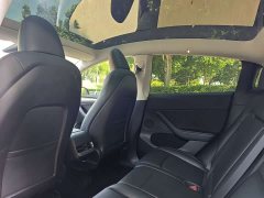 Tesla Model Y Rear-Wheel Drive - ფოტო 5