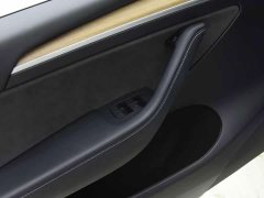 Tesla Model Y Long Range All-Wheel Drive - ფოტო 7