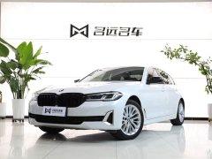 BMW 5 Series 525Li Luxury Package - ფოტო 1