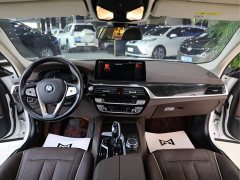 BMW 5 Series 525Li Luxury Package - ფოტო 11