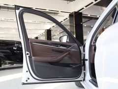 BMW 5 Series 525Li Luxury Package - ფოტო 5