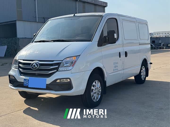 New Journey Xintu V80 2.0T PLUS Manual Van Short Wheelbase Ultra-low Roof 3-seater - car from China