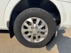 New Journey Xintu V80 2.0T PLUS Manual Van Short Wheelbase Ultra-low Roof 3-seater - photo 13