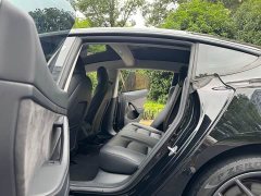 Tesla Model 3 Performance All-Wheel Drive - ფოტო 9