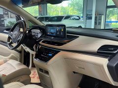 Buick GL8 Land Business Class Intelligent Premium Edition - ფოტო 17