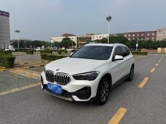 BMW X1 sDrive25Li Leading Edition - ფოტო 1