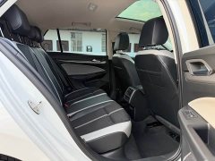 Volkswagen Golf 300TSI Pro - ფოტო 15