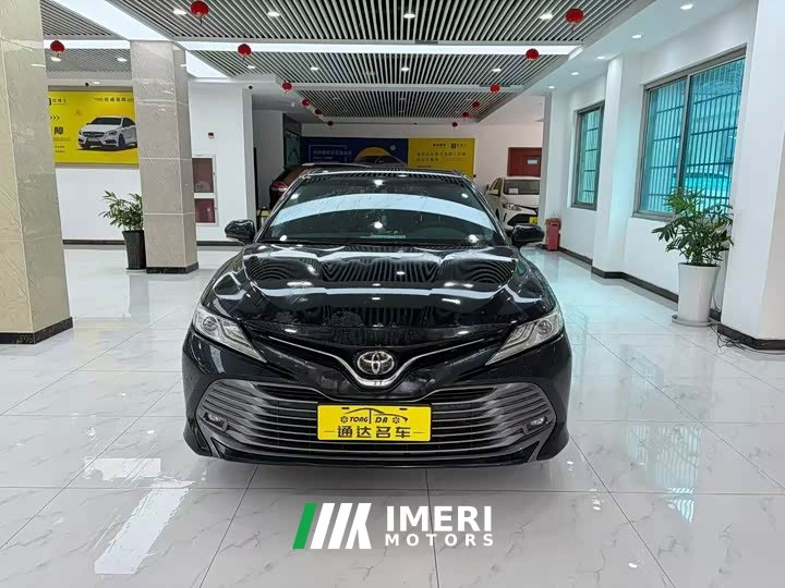 Toyota Camry 2.5G Luxury - ავტომობილი ჩინეთიდან