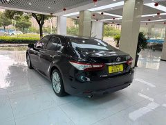 Toyota Camry 2.5G Luxury - ფოტო 8