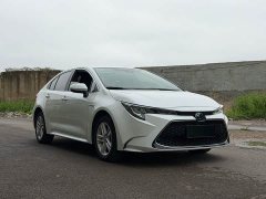Toyota Corolla Hybrid 1.8H E-CVT Luxury - ფოტო 3
