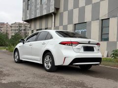 Toyota Corolla Hybrid 1.8H E-CVT Luxury - ფოტო 4