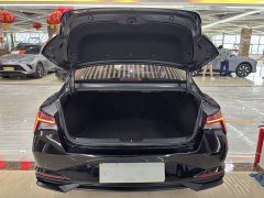 Hyundai Elantra 1.5L CVT LUX Black Knight Limited Edition - ფოტო 10