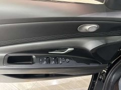 Hyundai Elantra 1.5L CVT LUX Black Knight Limited Edition - ფოტო 11
