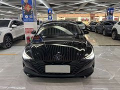 Hyundai Elantra 1.5L CVT LUX Black Knight Limited Edition - ფოტო 2