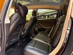 Tesla Model Y Long Range All-Wheel Drive - ფოტო 8