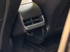 Tesla Model Y Long Range All-Wheel Drive - ფოტო 9