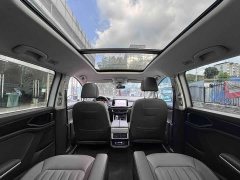 Volkswagen Viloran 330TSI Luxury - ფოტო 5