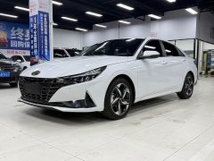 Hyundai Elantra 2022 1.5L CVT Luxury - ფოტო 1