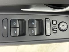 Hyundai Elantra 2022 1.5L CVT Luxury - ფოტო 16