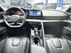 Hyundai Elantra 2022 1.5L CVT Luxury - ფოტო 20