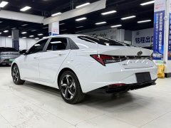 Hyundai Elantra 2022 1.5L CVT Luxury - ფოტო 7