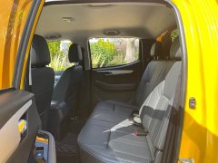Toyota RE-MAX Ruimai 2.5T Diesel Manual 2WD Chi Mai Edition Long Wheelbase - ფოტო 8