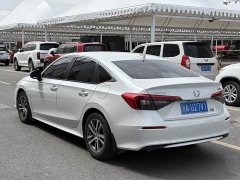 Honda Civic 240TURBO CVT Dynamic Control C-Position Special Edition - ფოტო 6