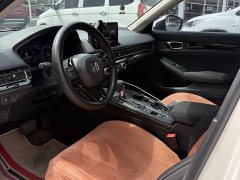 Honda Civic 240TURBO CVT Dynamic Control C-Position Special Edition - ფოტო 7