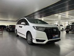 Honda Odyssey 2022 2.0L e:HEV Luxury - ფოტო 3